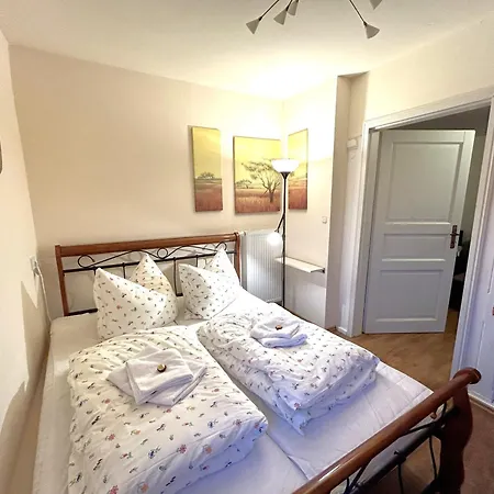 Strandvilla Rheingold - Nebengebaeude Villa Goehren (Ruegen)